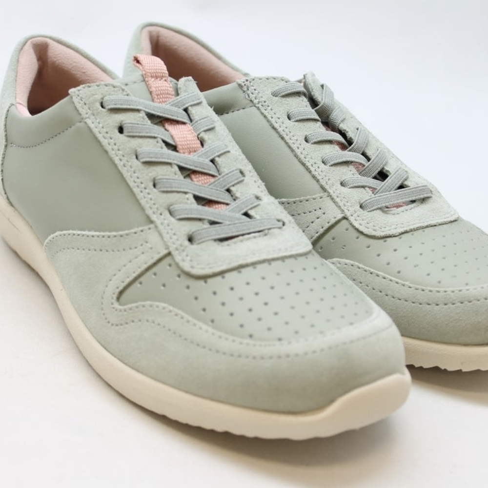 Vionic Karigan women's casual lace-up sneaker in a light sage green color